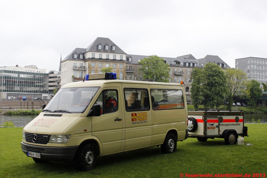 MTW (NRW-8 3558) des ASB M�lheim/Ruhr.
Aufgenommen beim Tag der Hilfsorganisationen am 26.5.2013 in M�lheim.