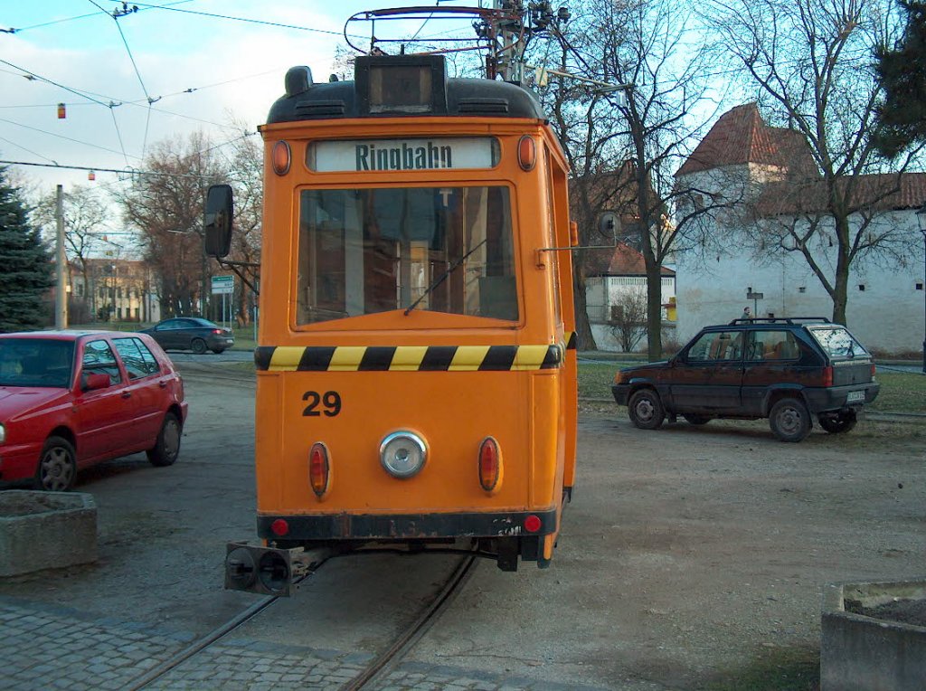 Tw 29 vor dem Depot am Postring in Naumburg; 16.02.2008