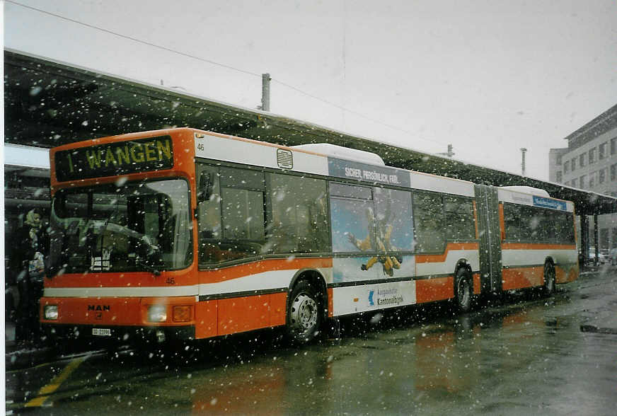 (082'303) - BOGG Wangen b.O. - Nr. 46/SO 21'996 - MAN (ex SOO Olten Nr. 46) am 29. Dezember 2005 beim Bahnhof Olten