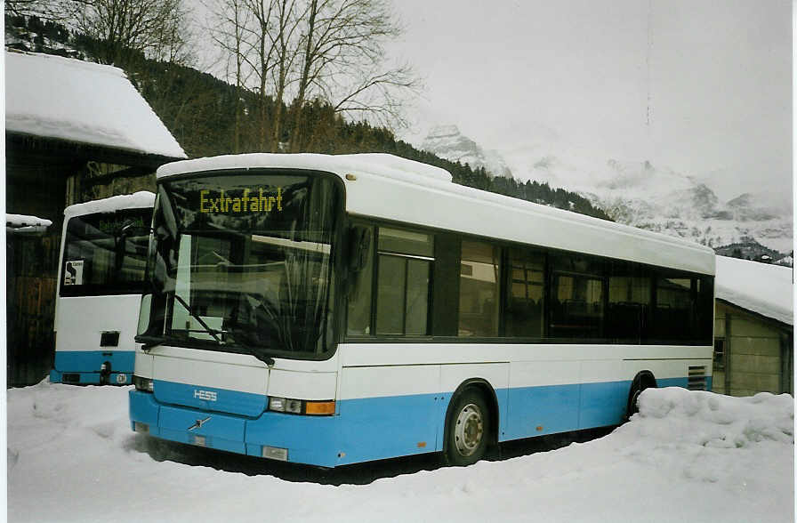 (083'219) - LVB Lenk - Volvo/Hess (ex RTB Altsttten Nr. 11) am 19. Februar 2006 in Lenk, Garage