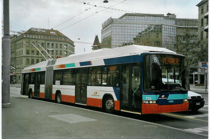 (083'401) - TPG Genve - Nr. 733 - Hess/Hess Gelenktrolleybus am 6. Mrz 2006 in Genve, 22-Cantons