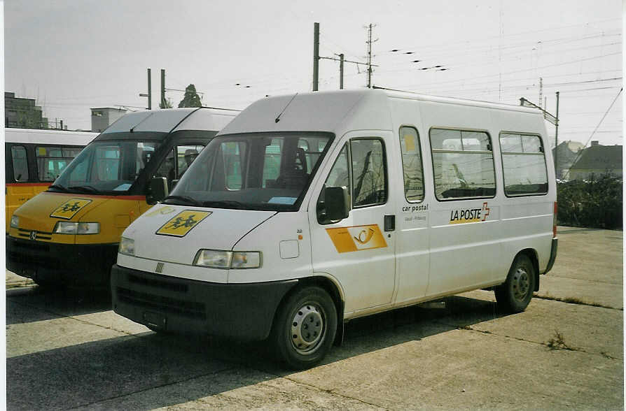 (084'008) - CarPostal Vaud-Fribourg - Fiat am 19. Mrz 2006 in Yverdon, Garage