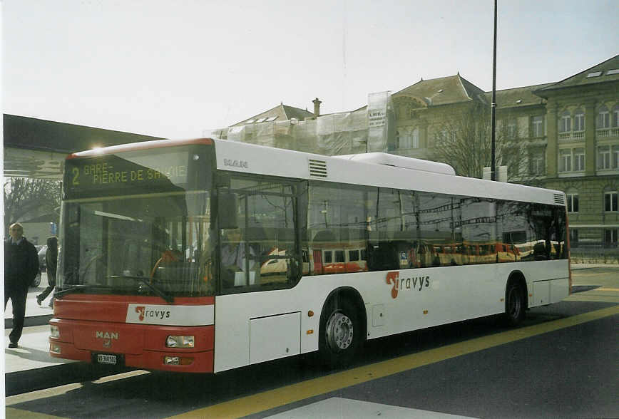 (084'021) - TRAVYS Yverdon - VD 360'502 - MAN am 19. Mrz 2006 beim Bahnhof Yverdon