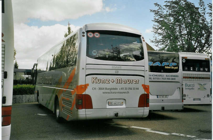 (085'215) - Aus der Schweiz: Kunz+Maurer, Burgistein - Nr. 14/BE 441'014 - MAN am 19. Mai 2006 in Rust, Europapark