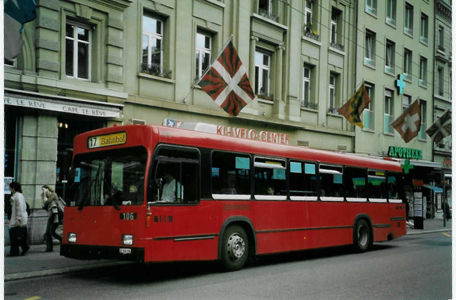 (085'513) - Bernmobil, Bern - Nr. 106/BE 500'106 - Volvo/R&J am 22. Mai 2006 in Bern, Hirschengraben