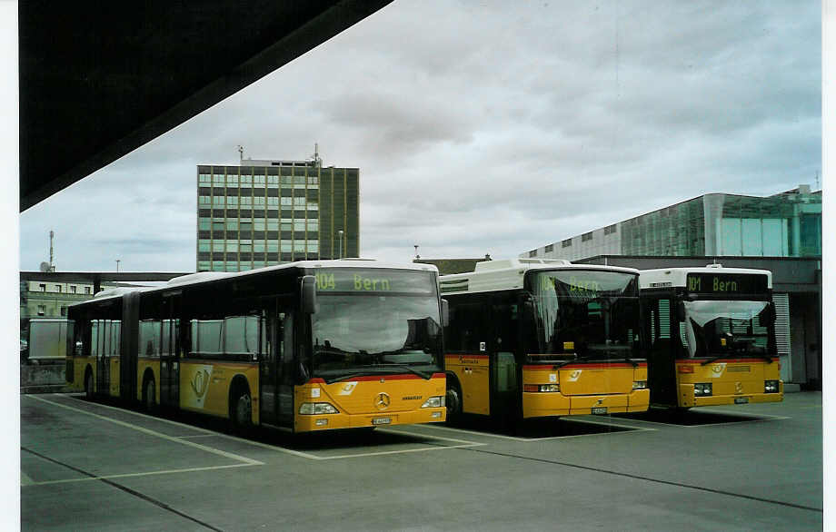 (085'631) - PostAuto Bern - Nr. 637/BE 443'978 - Mercedes (ex P 27'012) am 28. Mai 2006 in Bern, Postautostation 