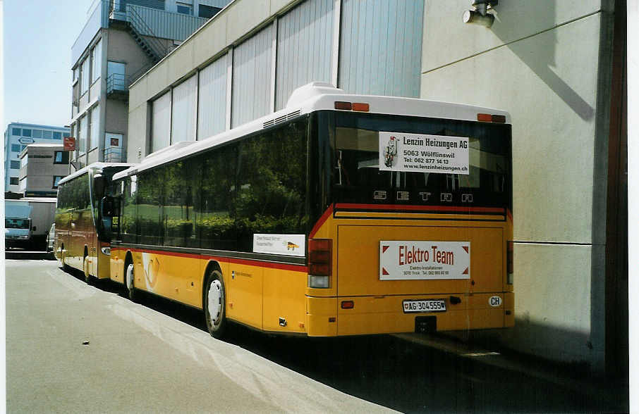 (086'308) - PostAuto Nordschweiz - Nr. 21/AG 304'555 - Setra am 18. Juni 2006 in Kloten, EvoBus