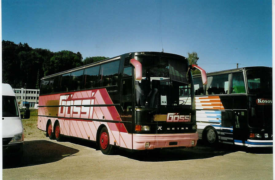 (086'324) - Gssi, Horw - Setra am 18. Juni 2006 in Kloten, EvoBus