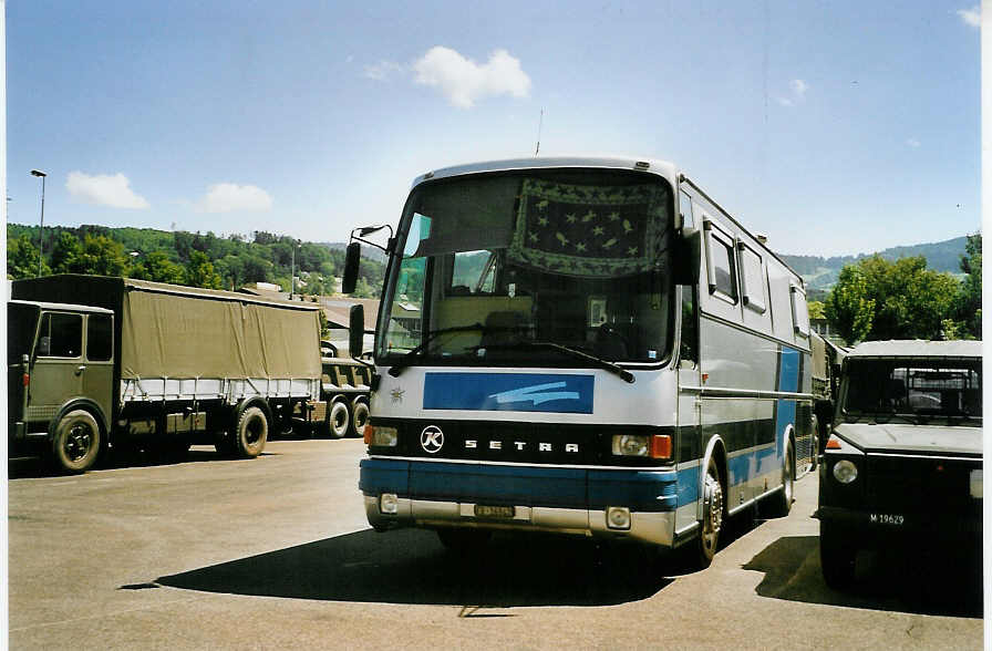 (086'529) - Bchler, Bsingen - Nr. 30/FR 36'947 - Setra (ex AAGI Interlaken Nr. 30) am 18. Juni 2006 in Hinwil, AMP