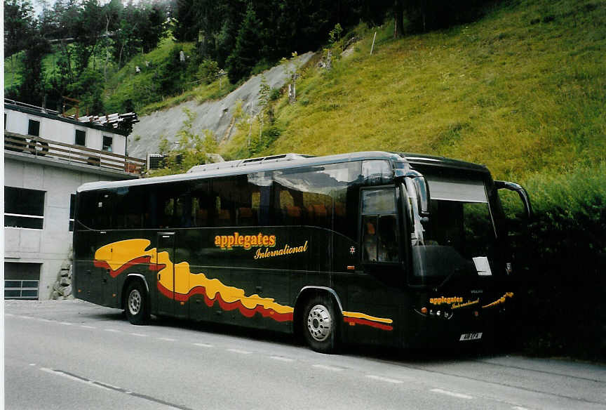 (087'324) - Aus England: Applegates, Berkeley - A18 EFA - Volvo/Marcopolo am 23. Juli 2006 in Adelboden, Margeli