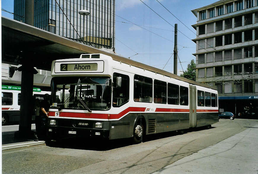 (088'116) - VBSG St. Gallen - Nr. 245/SG 198'245 - NAW/Hess am 28. Juli 2006 beim Bahnhof St. Gallen 