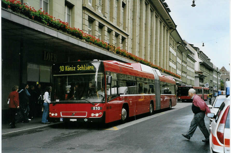 (088'933) - Bernmobil, Bern - Nr. 810/BE 612'810 - Volvo am 14. August 2006 beim Bahnhof Bern