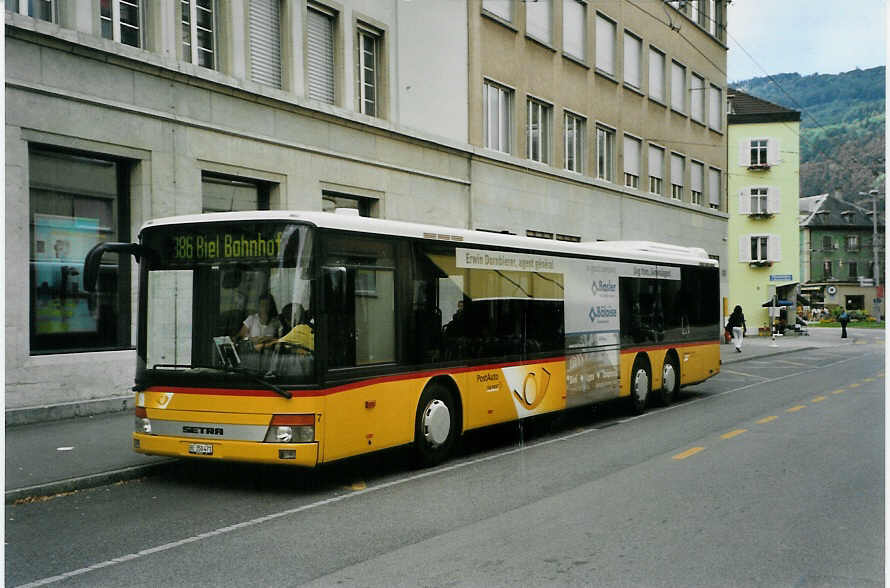 (089'110) - AVA Aarberg - Nr. 7/BE 350'471 - Setra am 19. August 2006 beim Bahnhof Biel