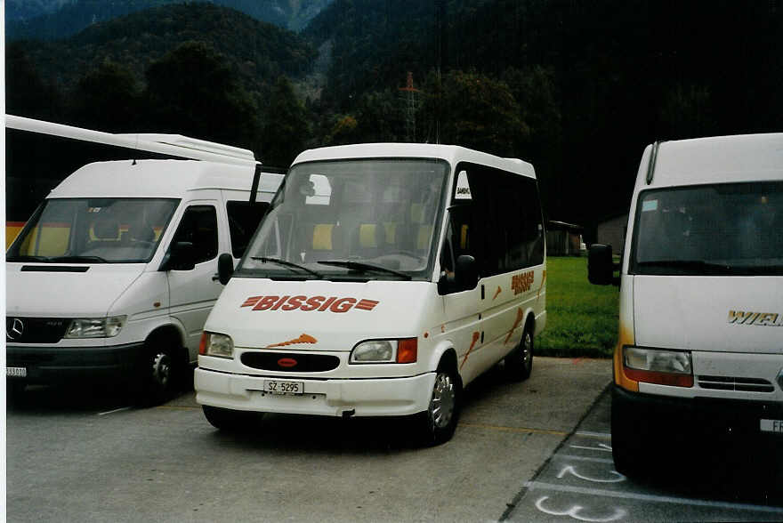 (089'513) - Bissig, Schwyz - Nr. 12/SZ 5295 - Ford am 3. September 2006 in Interlaken, Flugplatz