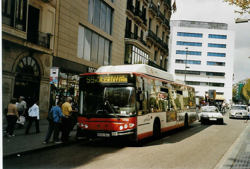 (089'920) - TMB Barcelona - Nr. 1702/8058 BLL - MAN am 6. Oktober 2006 in Barcelona, Zentrum