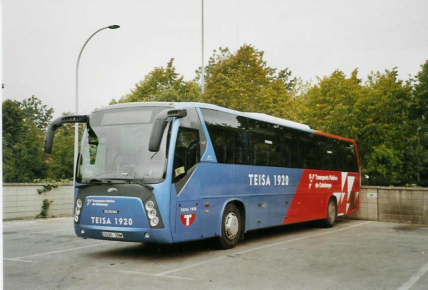 (090'119) - TPC Catalunya - 3226 DBM - Scania/Hispano am 9. Oktober 2006 beim Bahnhof Girona