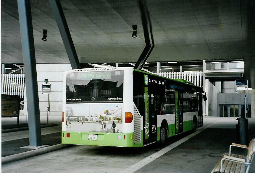 (090'430) - Frhlich, Zrich - Nr. 613/ZH 634'613 - Mercedes am 11, November 2006 in Zrich, Flughafen