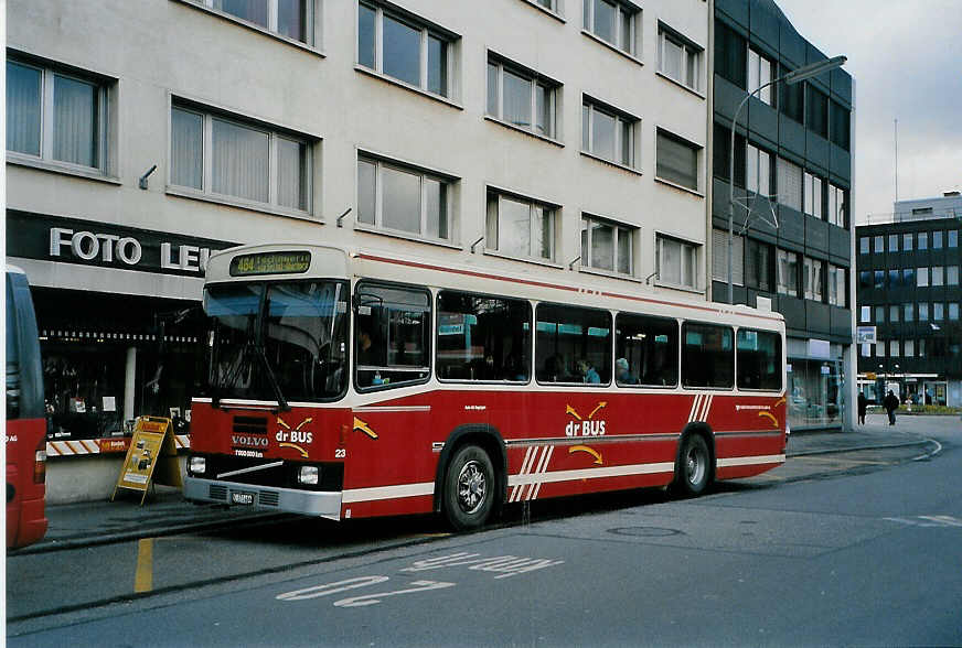 (091'025) - Busland, Burgdorf - Nr. 23/BE 371'486 - Volvo/Lauber (ex AAGK Koppigen Nr. 3) am 18. Dezember 2006 beim Bahnhof Burgdorf