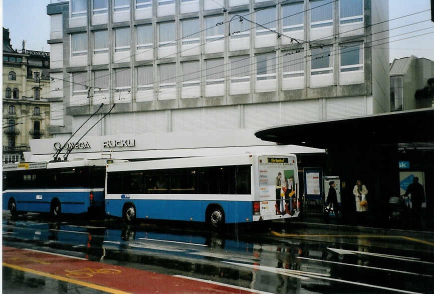 (091'309) - VBL Luzern - Nr. 314 - Lanz+Marti/Hess Personenanhnger am 1. Januar 2007 beim Bahnhof Luzern