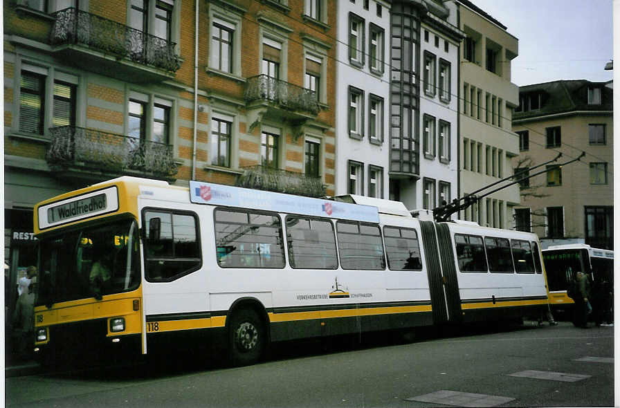 (093'314) - VBSH Schaffhausen - Nr. 118 - NAW/Hess Gelenktrolleybus am 22. Mrz 2007 beim Bahnhof Schaffhausen