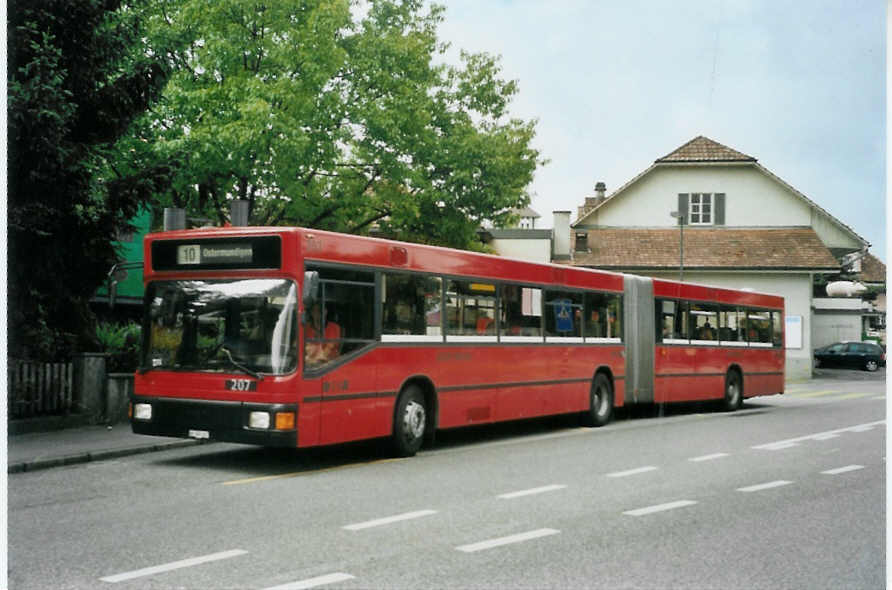 (095'323) - Bernmobil, Bern - Nr. 207/BE 500'207 - MAN am 8. Juni 2007 in Ostermundigen, Zollgasse