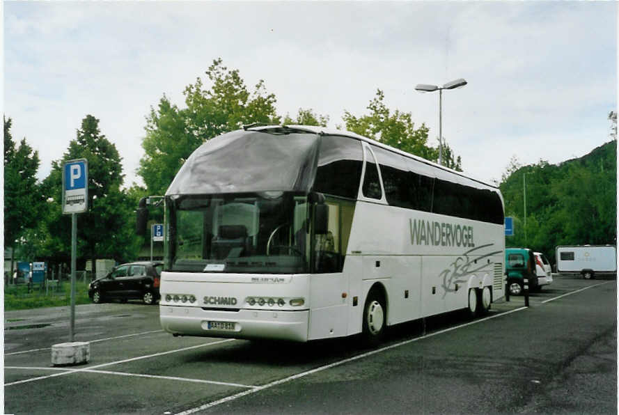 (095'428) - Aus Deutschland: Schmid - AA-D 818 - Neoplan am 15. Juni 2007 in Thun, Seestrasse