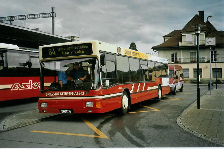 (095'808) - ASKA Aeschi - Nr. 2/BE 26'783 - MAN am 25. Juni 2007 beim Bahnhof Spiez