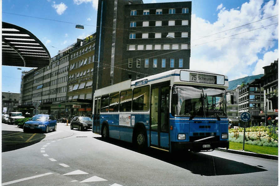 (095'923) - Binggeli, Studen - BE 20'044 - Volvo/Lauber (ex SBC Chur Nr. 16; ex Roth, Chur Nr. 29) am 7. Juli 2007 in Biel, Guisanplatz