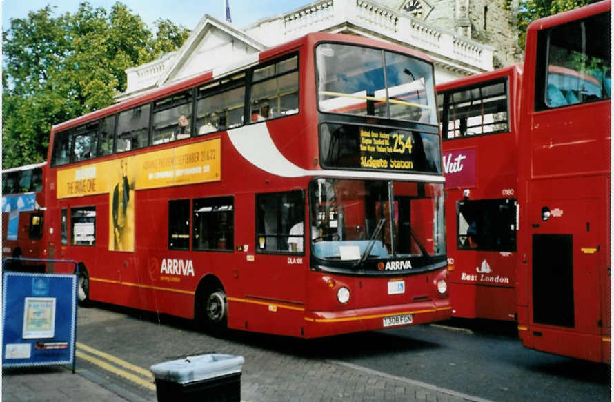 (099'034) - ARRIVA - Nr. DLA 108/T 308 FGN - DAF am 25. September 2007 in London, Hackney