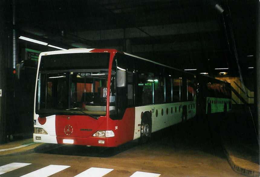 (100'517) - TPF Fribourg - Nr. 38/FR 300'324 - Mercedes am 27. Oktober 2007 in Fribourg, Busbahnhof