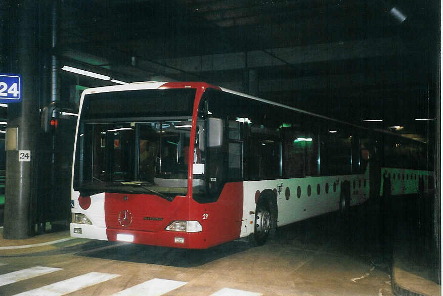 (101'103) - TPF Fribourg - Nr. 29/FR 300'337 - Mercedes am 17. November 2007 am 17. November 2007 in Fribourg, Busbahnhof