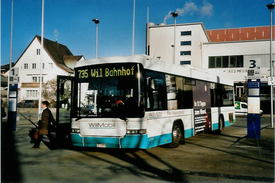 (102'503) - WilMobil, Wil Nr. 250/SG 33'072 - Volvo/Hess (ex BOS Wil Nr. 21) am 29. Dezember 2007 beim Bahnhof Wil