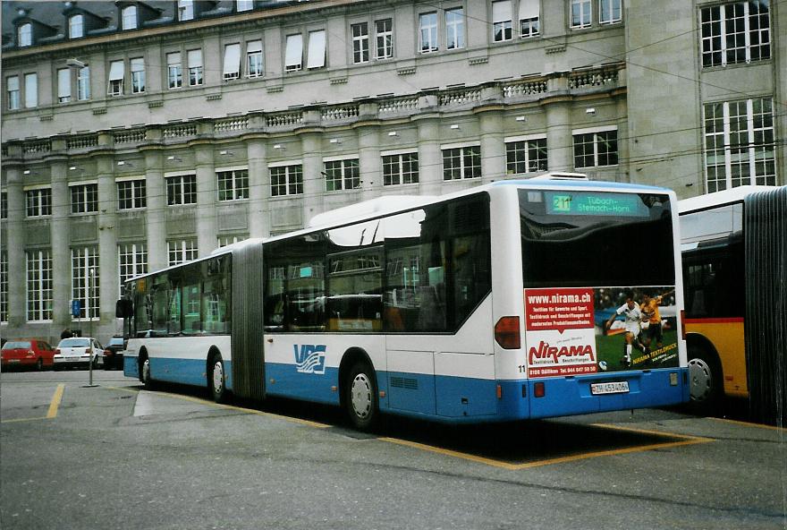 (104'104) - VBRF Regensdorf - Nr. 11/ZH 453'406 - Mercedes am 4. Februar 2008 beim Bahnhof St. Gallen