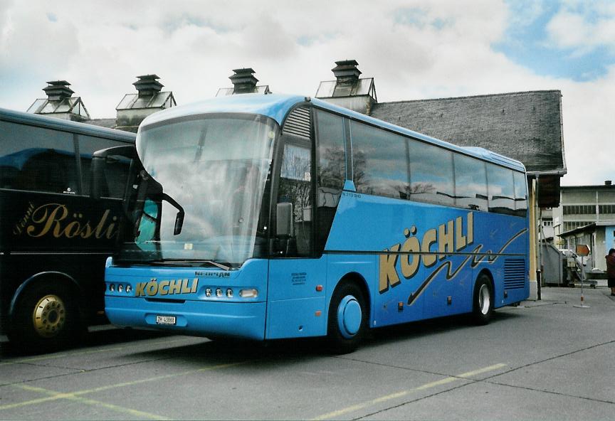 (106'214) - Kchli, Bachs - ZH 43'868 - Neoplan am 4. April 2008 in Thun, Expo