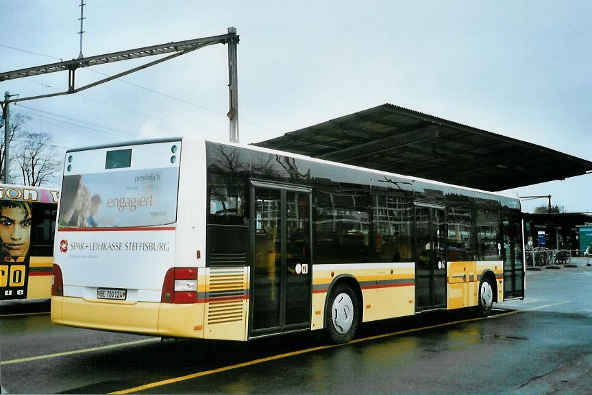 (106'722) - STI Thun - Nr. 124/BE 700'124 - MAN am 23. April 2008 beim Bahnhof Thun (prov. Haltestelle)