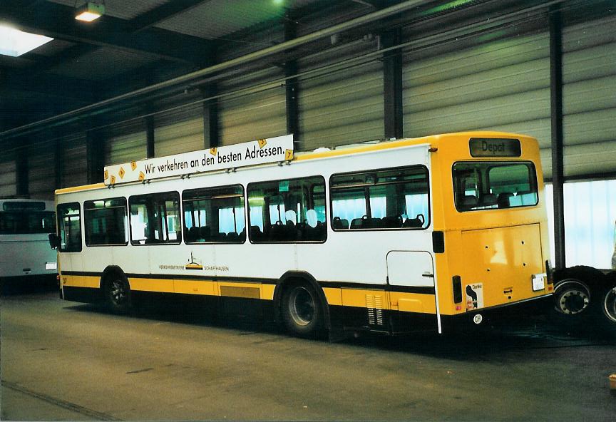 (106'731) - VBSH Schaffhausen - Nr. 37/SH 38'037 - Scania/FHS (ex Nr. 7) am 26. April 2008 in Schaffhausen, Busdepot