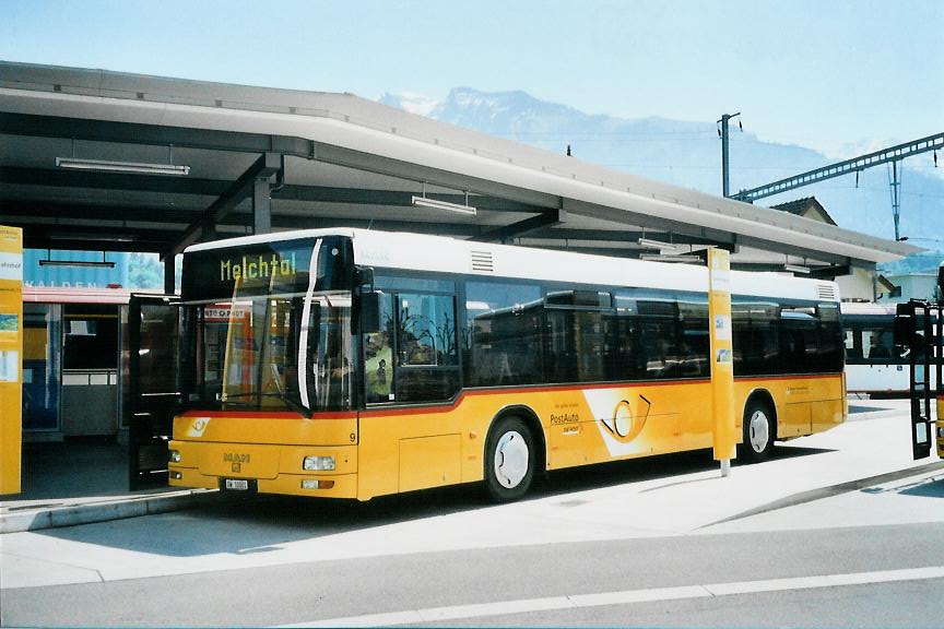 (106'925) - Dillier, Sarnen - Nr. 9/OW 10'001 - MAN am 10. Mai 2008 beim Bahnhof Sarnen