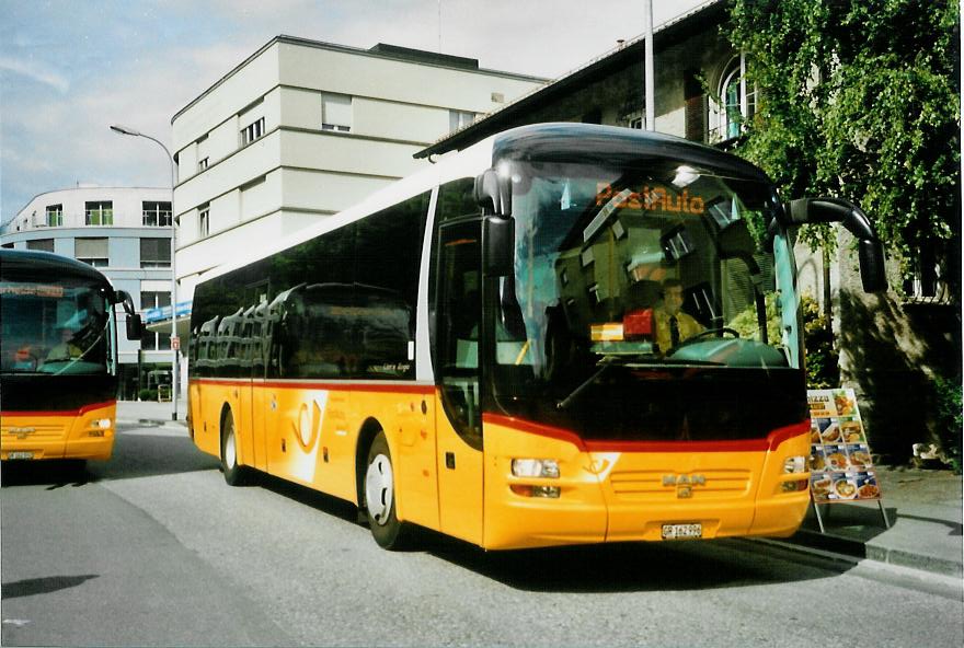 (107'234) - PostAuto Graubnden - GR 162'996 - MAN am 24. Mai 2008 in Chur, Postautostation (prov. Haltestelle)