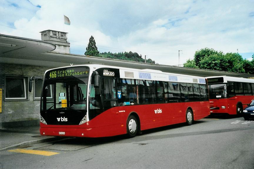 (109'006) - Busland, Burgdorf - Nr. 5/BE 530'606 - Van Hool (ex AOE Langnau Nr. 5) am 8. Juli 2008 beim Bahnhof Burgdorf