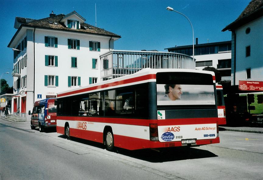 (109'326) - AAGS Schwyz - Nr. 14/SZ 9714 - Volvo/Hess am 16. Juli 2008 in Schwyz, Postplatz