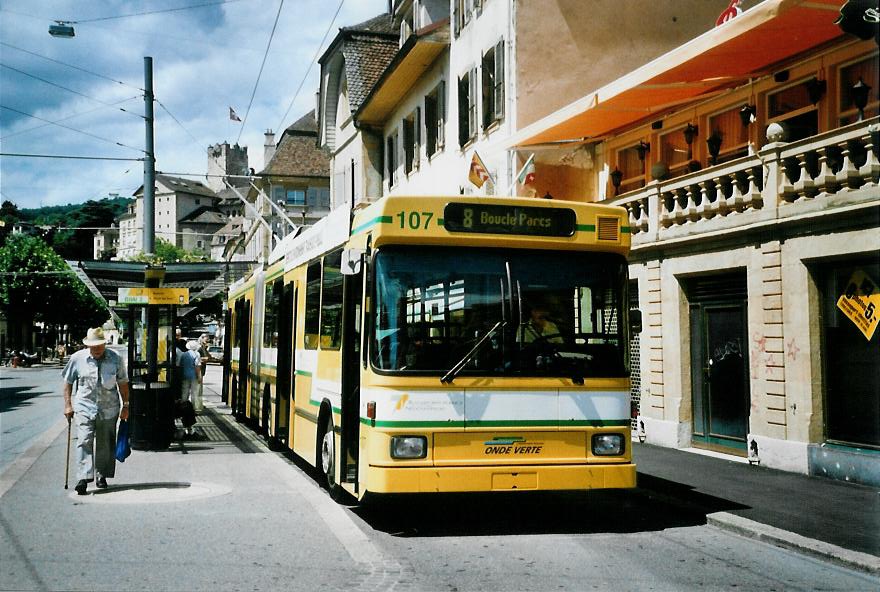 (109'832) - TN Neuchtel - Nr. 107 - NAW/Hess Gelenktrolleybus am 2. August 2008 in Neuchtel, Place Pury