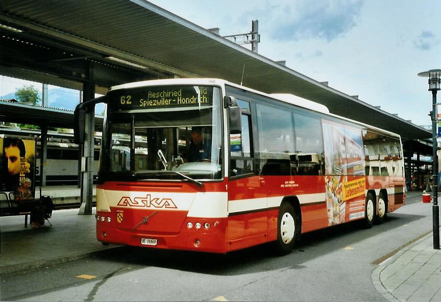 (110'103) - ASKA Aeschi - Nr. 1/BE 26'869 - Volvo am 4. August 2008 beim Bahnhof Spiez