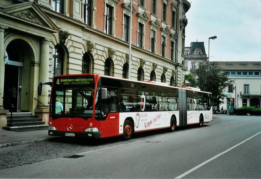 (110'920) - SWK Konstanz - Nr. 37/KN-C 1137 - Mercedes am 15. September 2008 beim Bahnhof Konstanz