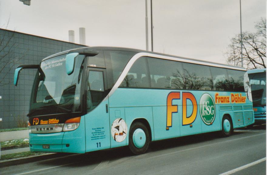 (112'304) - Dhler, Niederuzwil - Nr. 11/SG 168'754 - Setra am 28. November 2008 in Bern, Guisanplatz