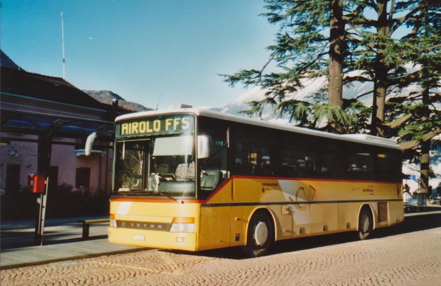 (112'329) - Marchetti, Airolo - Nr. 6/TI 183'247 - Setra am 7. Dezember 2008 beim Bahnhof Bellinzona