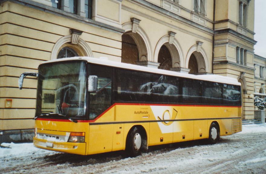 (112'709) - Pacciarelli, Grono - GR 83'794 - Setra am 10. Dezember 2008 beim Bahnhof Bellinzona