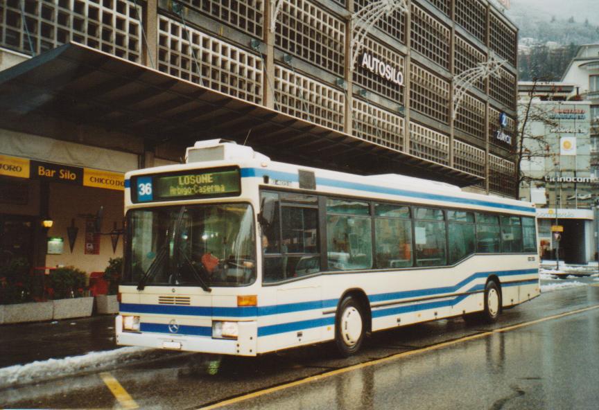 (112'803) - FART Locarno - Nr. 44/TI 40'044 - Mercedes am 11. Dezember 2008 beim Bahnhof Locarno