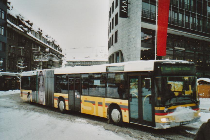 (112'931) - STI Thun - Nr. 103/BE 577'103 - MAN am 17. Dezember 2008 beim Bahnhof Thun