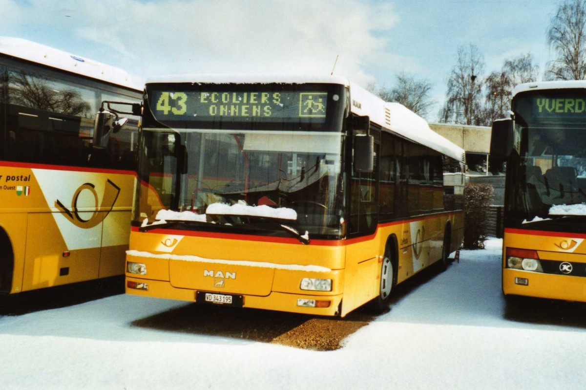 (114'211) - CarPostal Ouest - VD 343'195 - MAN (ex P 25'584) am 14. Februar 2009 in Yverdon, Garage