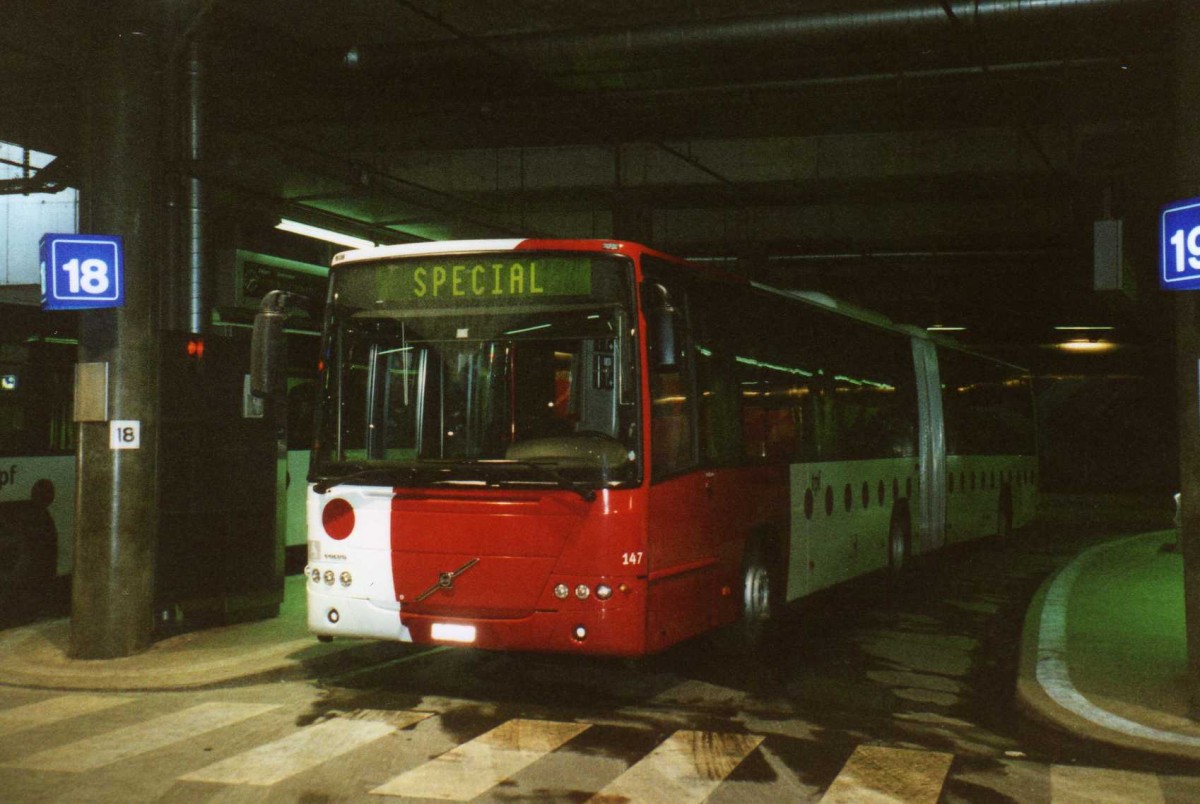 (114'318) - TPF Fribourg - Nr. 147/FR 300'343 - Volvo am 14. Februar 2009 in Fribourg, Busbahnhof